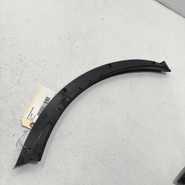 2013 - 2018 ACURA RDX REAR PASSENGER SIDE DOOR WHEEL ARCH WEATHERSTRIP SEAL