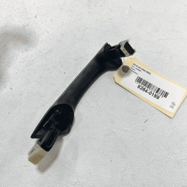 2017 - 2018 ACURA RDX REAR PASSENGER SIDE DOOR OUTSIDE HANDLE OEM 2017 - 2018 ACURA RDX REAR PASSENGER SIDE DOOR OUTSIDE HANDLE OEM