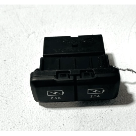 17-20 ACURA MDX FRONT CENTER CONSOLE USB ADAPTER DUAL PORT / USB CHARGE OEM