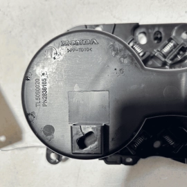 2017-2020 Acura MDX Center Console Cup Holder Assy OEM