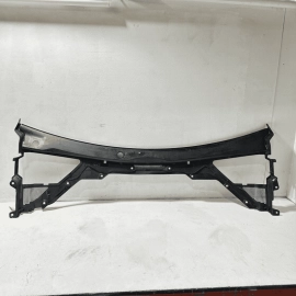 2017 - 2020 JAGUAR XE WINDSHIELD WIPER COWL PANEL COVER GRILLE OEM
