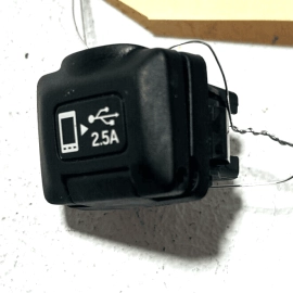 2018 ACURA MDX FRONT CENTER CONSOLE USB 2.5A CHARGING ADAPTER SMARTPHONE OE