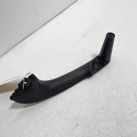 2016-2018 ACURA RDX REAR DRIVER SIDE BEZEL GRIP INTERIOR DOOR PANEL COVER O 2016-2018 ACURA RDX REAR DRIVER SIDE BEZEL GRIP INTERIOR DOOR PANEL COVER O