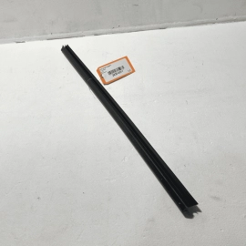 Rear Right Door Window Belt Weatherstrip Seal Infiniti QX50 2016-2017 OEM