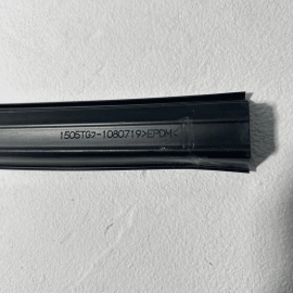 Rear Right Side Door Window Glass Run Channel Seal Infiniti QX50 2016-2017 