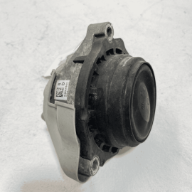 2017 BMW 430Xi 2.0L ENGINE RIGHT PASSENGER SIDE MOTOR MOUNT BRACKET OEM