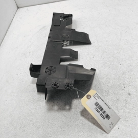 2017-2020 ACURA MDX FRONT BUMPER PASSENGER SIDE RADIATOR AIR GUIDE BRACKET 