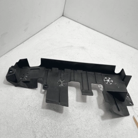 2017-2020 ACURA MDX FRONT BUMPER PASSENGER SIDE RADIATOR AIR GUIDE BRACKET 