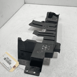 2017-2020 ACURA MDX FRONT BUMPER PASSENGER SIDE RADIATOR AIR GUIDE BRACKET 