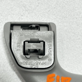 2013-2018 ACURA RDX FRONT RIGHT CEILING ROOF GRAB HANDLE OEM