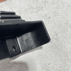 JAGUAR XE XF 2017-2020 FRONT LEFT OR RIGHT SIDE LOWER RADIATOR MOUNT BRACKE JAGUAR XE XF 2017-2020 FRONT LEFT OR RIGHT SIDE LOWER RADIATOR MOUNT BRACKE