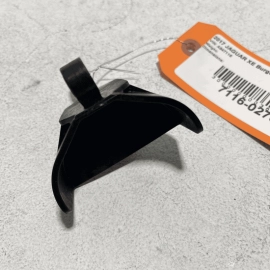 JAGUAR XE XF 2017-2020 FRONT LEFT OR RIGHT SIDE LOWER RADIATOR MOUNT BRACKE JAGUAR XE XF 2017-2020 FRONT LEFT OR RIGHT SIDE LOWER RADIATOR MOUNT BRACKE