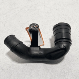 Engine Intercooler Inlet Hose Tube Pipe Line Jaguar XE 2.0L Gas 2017 OEM