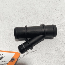 JAGUAR XE 2017 2.0L  ENGINE RADIATOR LOWER WATER TANK COOLANT HOSE LINE PIP