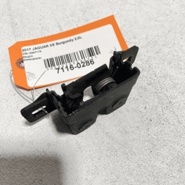 2017 - 2020 JAGUAR XE HOOD BONNET LEFT DRIVER SIDE LOCK LATCH OEM 1PCS 2017 - 2020 JAGUAR XE HOOD BONNET LEFT DRIVER SIDE LOCK LATCH OEM 1PCS