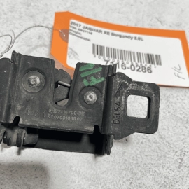 2017 - 2020 JAGUAR XE HOOD BONNET LEFT DRIVER SIDE LOCK LATCH OEM 1PCS 2017 - 2020 JAGUAR XE HOOD BONNET LEFT DRIVER SIDE LOCK LATCH OEM 1PCS