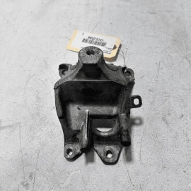 2017-2019 Audi Q7 3.0L V6 Engine Motor Passenger Side Mount Support Bracket