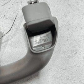 ACURA RDX 2016-2018 FRONT RIGHT OR LEFT INTERIOR ROOF GRAB BAR HANDLE OEM 1 ACURA RDX 2016-2018 FRONT RIGHT OR LEFT INTERIOR ROOF GRAB BAR HANDLE OEM 1