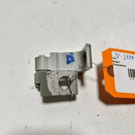 VOLKSWAGEN JETTA 19-23 FRONT RIGHT PASSENGER SIDE UPPER OR LOWER DOOR HINGE