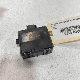 2017-2019 AUDI Q7 REAR LEFT DRIVER SIDE BLIND SPOT RADAR SENSOR OEM