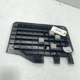 2017-2019 AUDI Q7 FRONT RIGHT SIDE FLOOR BATTERY LID COVER TRIM CARPET OEM
