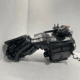 2017-2018 AUDI Q7 HVAC HEATER CORE CASE ASSEMBLY 8W1820001M