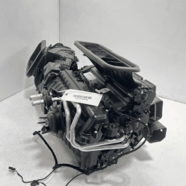 2017-2018 AUDI Q7 HVAC HEATER CORE CASE ASSEMBLY 8W1820001M