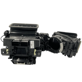 2017-2018 AUDI Q7 HVAC HEATER CORE CASE ASSEMBLY 8W1820001M