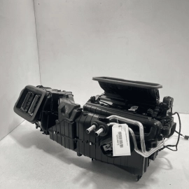 2017-2018 AUDI Q7 HVAC HEATER CORE CASE ASSEMBLY 8W1820001M