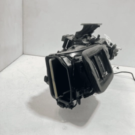 2017-2018 AUDI Q7 HVAC HEATER CORE CASE ASSEMBLY 8W1820001M