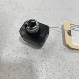 2011 - 2018 AUDI A8 FRONT LEFT DRIVER SIDE DOOR OUTER MIRROR SWITCH