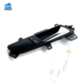 2012-2015 VOLKSWAGEN PASSAT FRONT RIGHT INTERIOR DOOR HANDLE DOOR ASSEMBLY 