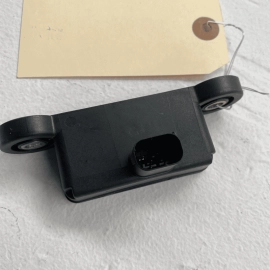 Mercedes X164 R350 GL450 Yaw Turn Rate Sensor 0009052700 OEM 2011 - 2012