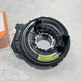 2017-2019 Audi Q7 Upper Part of Steering Angle Sensor Clockspring Clock spr