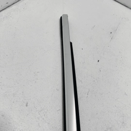 2017 - 2023 AUDI Q7 FRONT LEFT DRIVER SIDE DOOR WINDOW GLASS BELT MOLDING O