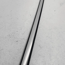 2017 - 2023 AUDI Q7 FRONT LEFT DRIVER SIDE DOOR WINDOW GLASS BELT MOLDING O