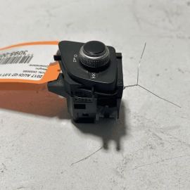 AUDI Q7 2017-2019 FRONT LEFT DRIVER SIDE DOOR OUTER MIRROR CONTROL SWITCH O