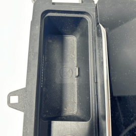 AUDI Q7 2017-2019 CENTER CONSOLE STORAGE POCKET TRAY COMPARTMENT COIN BOX O