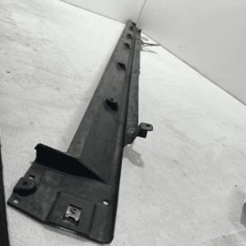 2017-2023 AUDI Q7 RIGHT PASSENGER SKIRT ROCKER MOLDING SPLASH GUARD SHIELD 