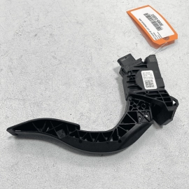 AUDI Q7 2017 - 2022 GAS PEDAL THROTTLE ACCELERATOR TRAVEL SENSOR OEM