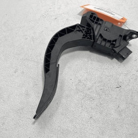 AUDI Q7 2017 - 2022 GAS PEDAL THROTTLE ACCELERATOR TRAVEL SENSOR OEM