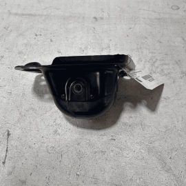 VOLKSWAGEN PASSAT REAR RIGHT SIDE TRAILING CONTROL ARM COVER BRACKET 12-22  VOLKSWAGEN PASSAT REAR RIGHT SIDE TRAILING CONTROL ARM COVER BRACKET 12-22