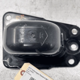 VOLKSWAGEN PASSAT REAR RIGHT SIDE TRAILING CONTROL ARM COVER BRACKET 12-22  VOLKSWAGEN PASSAT REAR RIGHT SIDE TRAILING CONTROL ARM COVER BRACKET 12-22