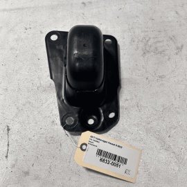 VOLKSWAGEN PASSAT REAR DRIVER SIDE TRAILING CONTROL ARM COVER BRACKET 12-22
