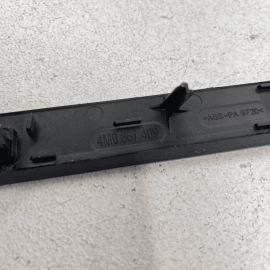 Front Left / Driver Side Door Panel Trim / Molding AUDI Q7 Premium 2017-201