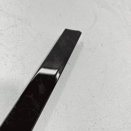 Front Left / Driver Side Door Panel Trim / Molding AUDI Q7 Premium 2017-201