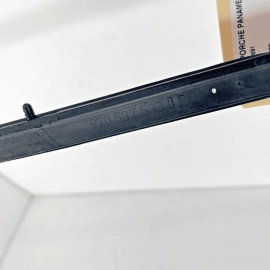 2010 - 2016 PORSCHE PANAMERA FRONT LEFT DRIVER DOOR LOWER WHEATHERSTRIP SEA