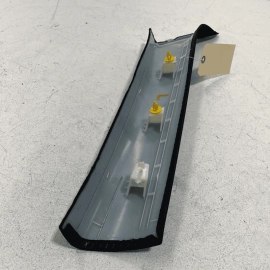 2017-2020 BMW 440i FRONT LEFT DRIVER SIDE WINDSHIELD A PILLAR TRIM COVER OE 2017-2020 BMW 440i FRONT LEFT DRIVER SIDE WINDSHIELD A PILLAR TRIM COVER OE