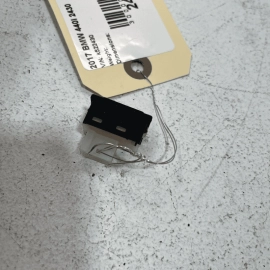 2017-2020 BMW 440i TRUNK LID OPEN RELEASE SWITCH BUTTON OEM 2017-2020 BMW 440i TRUNK LID OPEN RELEASE SWITCH BUTTON OEM