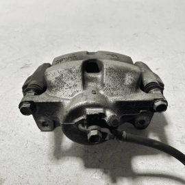 2019 - 2023 TOYOTA CAMRY Front Right Passenger Side Disc Brake Caliper OEM